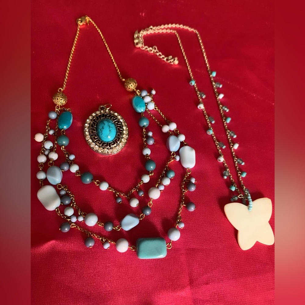 3 pieces of jewelry to adore!